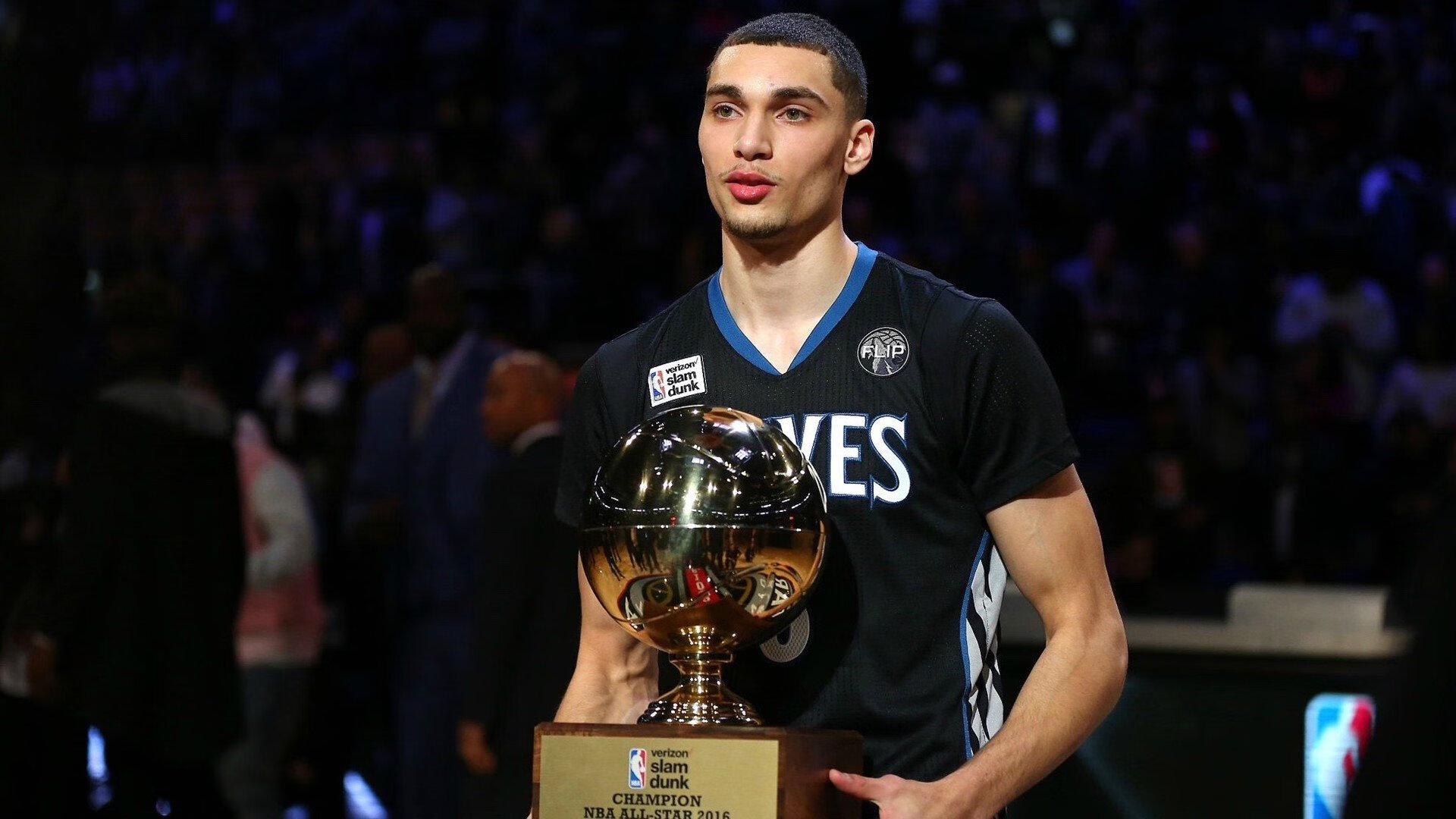 阿尔卡拉斯横扫对手晋级美网八强 新生代天王展现王者风范